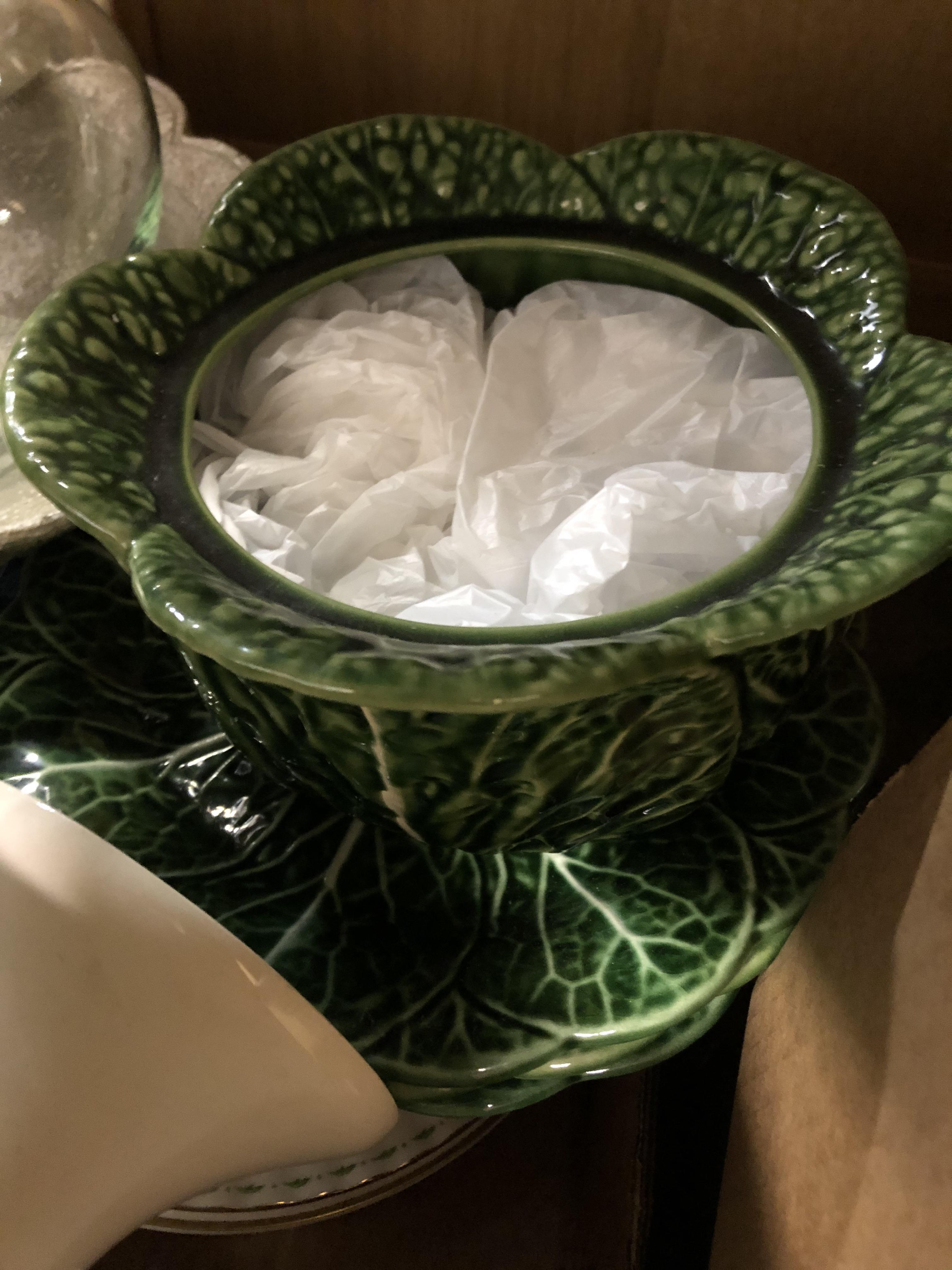 TWO BOXES UNDER TABLE CONTAINING CABBAGE LEAF PLANTERS, BERRY TRAY AND VINTAGE JARS, ETC. - Image 4 of 4