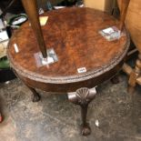 WALNUT CIRCULAR OCCASIONAL TABLE