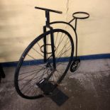 IRON WORK PENNY FARTHING THREE POT PATIO PLANTER