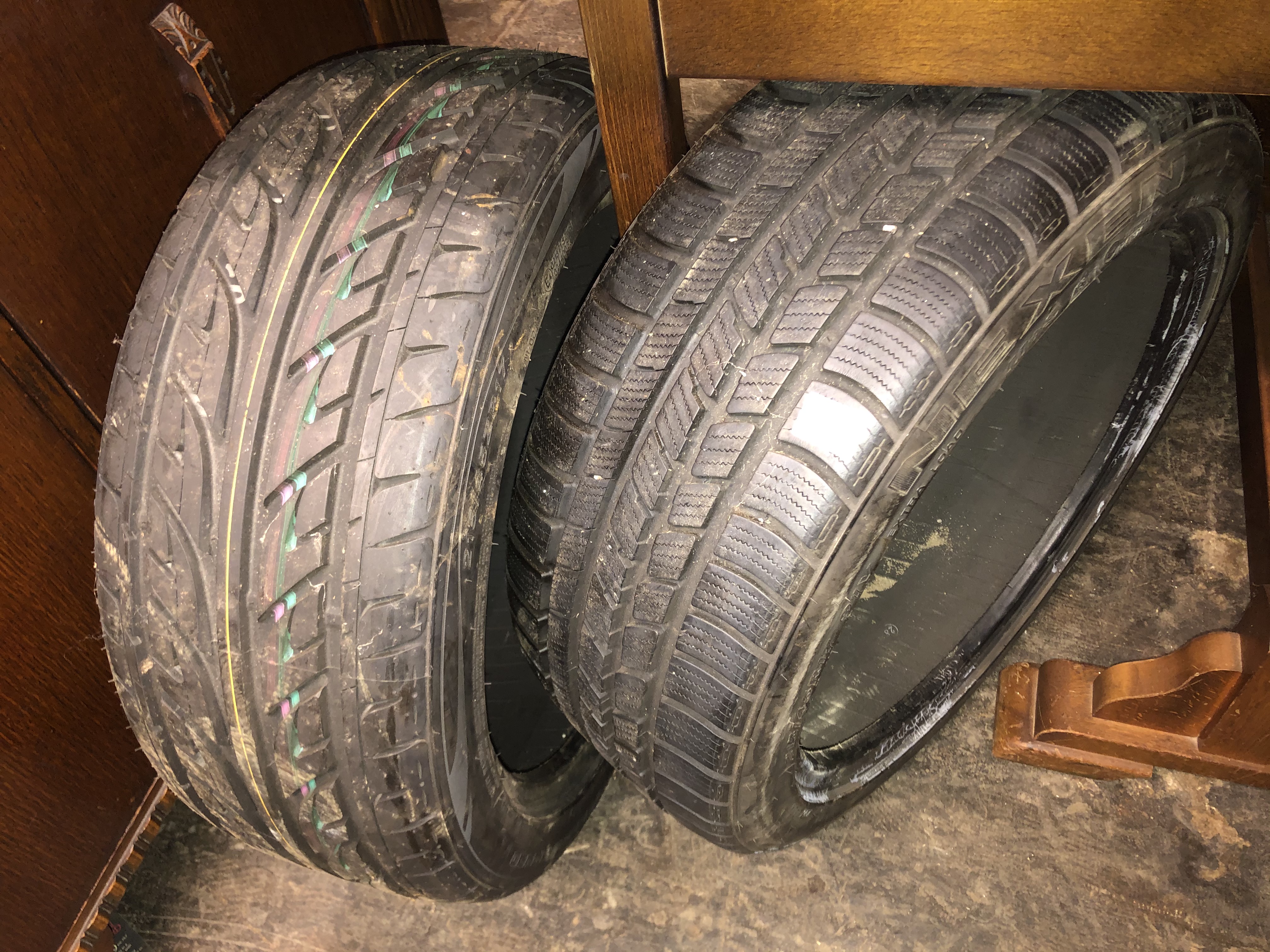 TWO VEHICLE TYRES 215/45ZR17 AND 215/45R17 91V