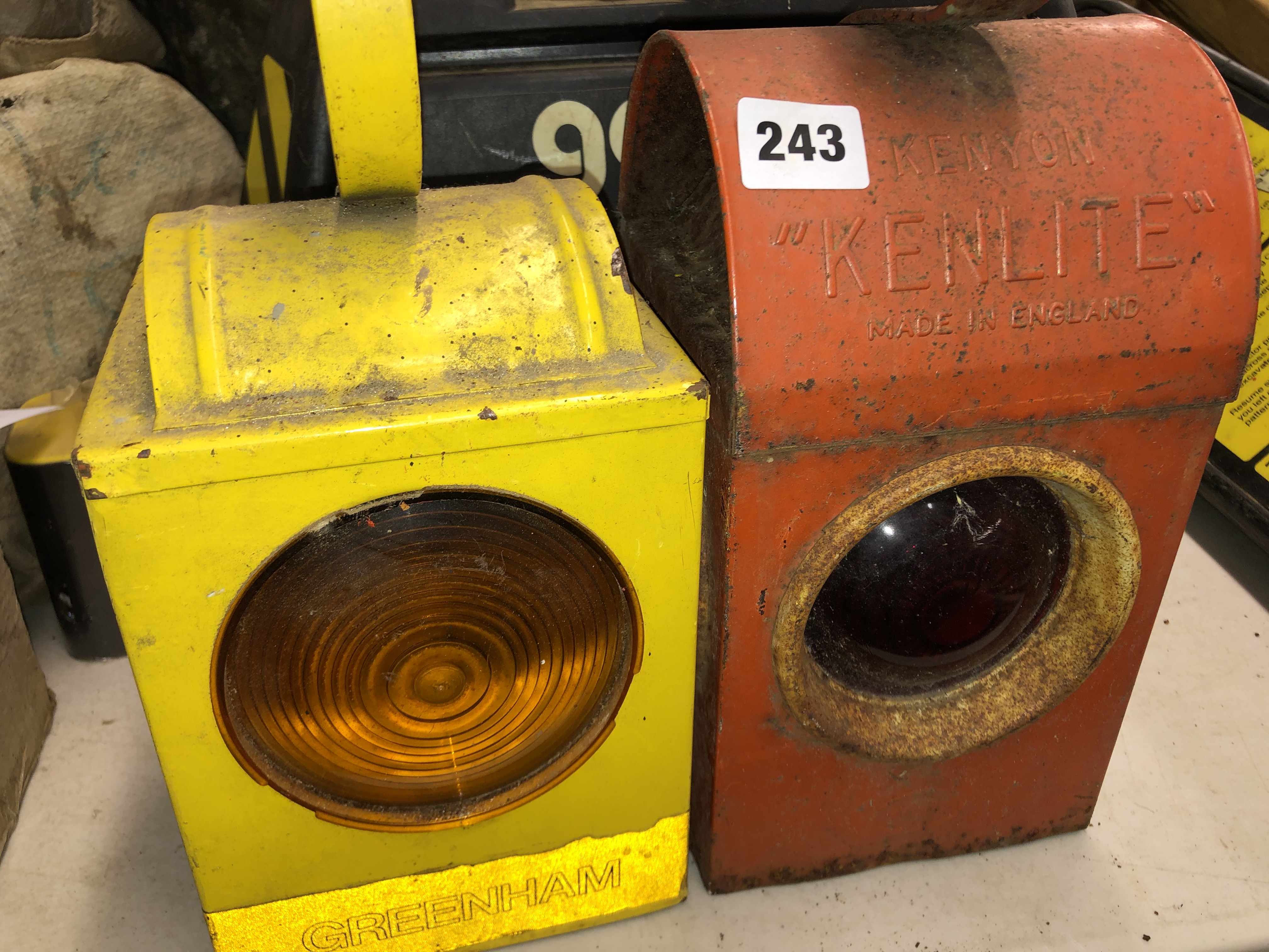 TWO BUILDING SITE SAFETY LANTERNS - Image 2 of 3