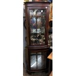 20TH CENTURY MAHOGANY FLOOR STANDING CORNER CABINET