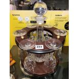 PORT MALLET DECANTER IN GLASS CAROUSEL