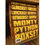 DVD BOX SET MONTY PYTHON