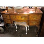 WALNUT CROSSBANDED BOW FRONT KNEEHOLE DRESSING TABLE