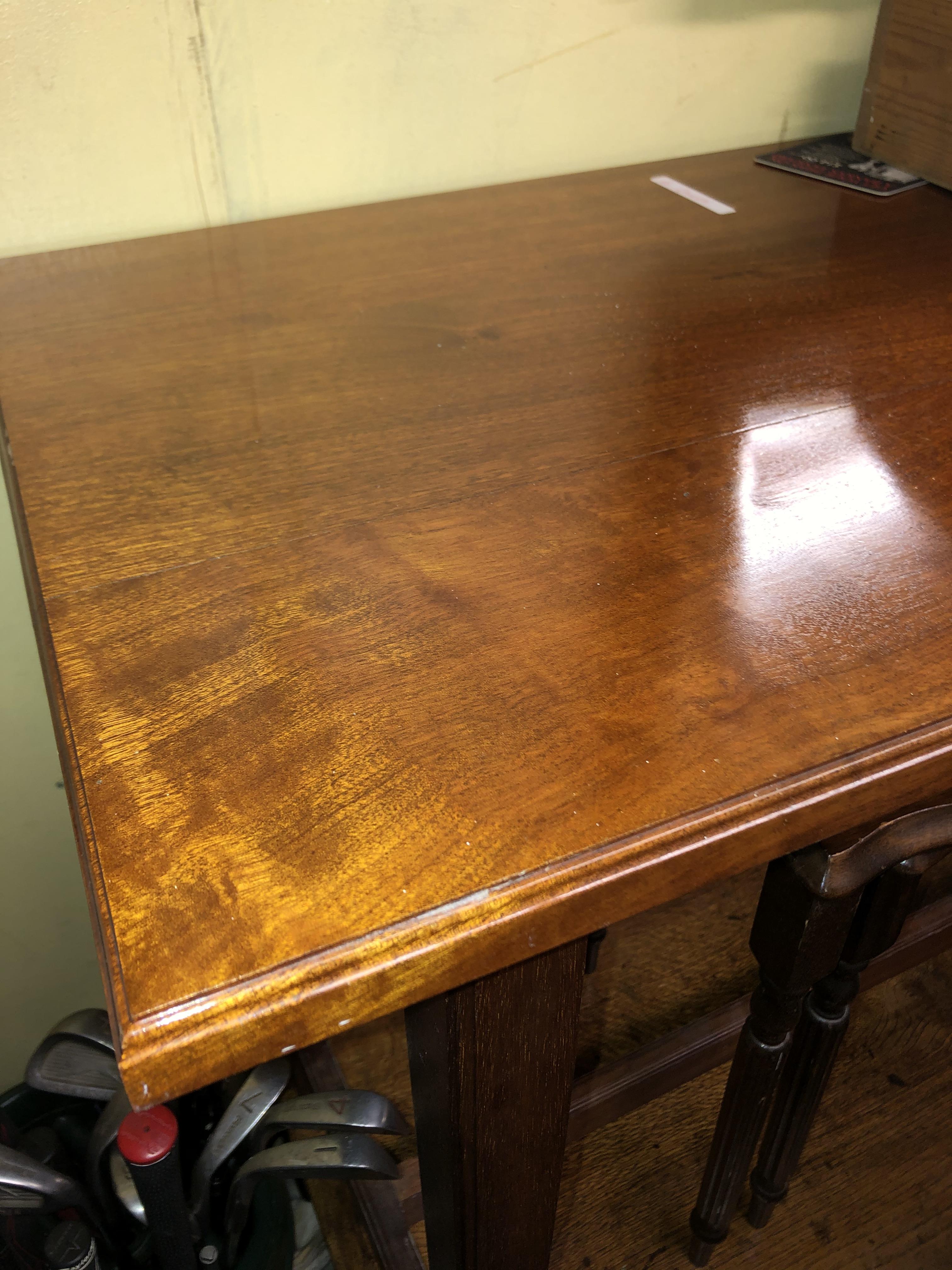 NARROW MAHOGANY STRETCHER BASED TABLE - Image 3 of 3