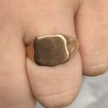 ROSE GOLD SIGNET RING SIZE M, 2.6G APPROX.