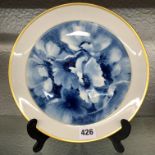 2OTH CENTURY MEISSEN PORCELAIN BLUE AND WHITE BOTANICAL PLATE WITH GILDED RIM,