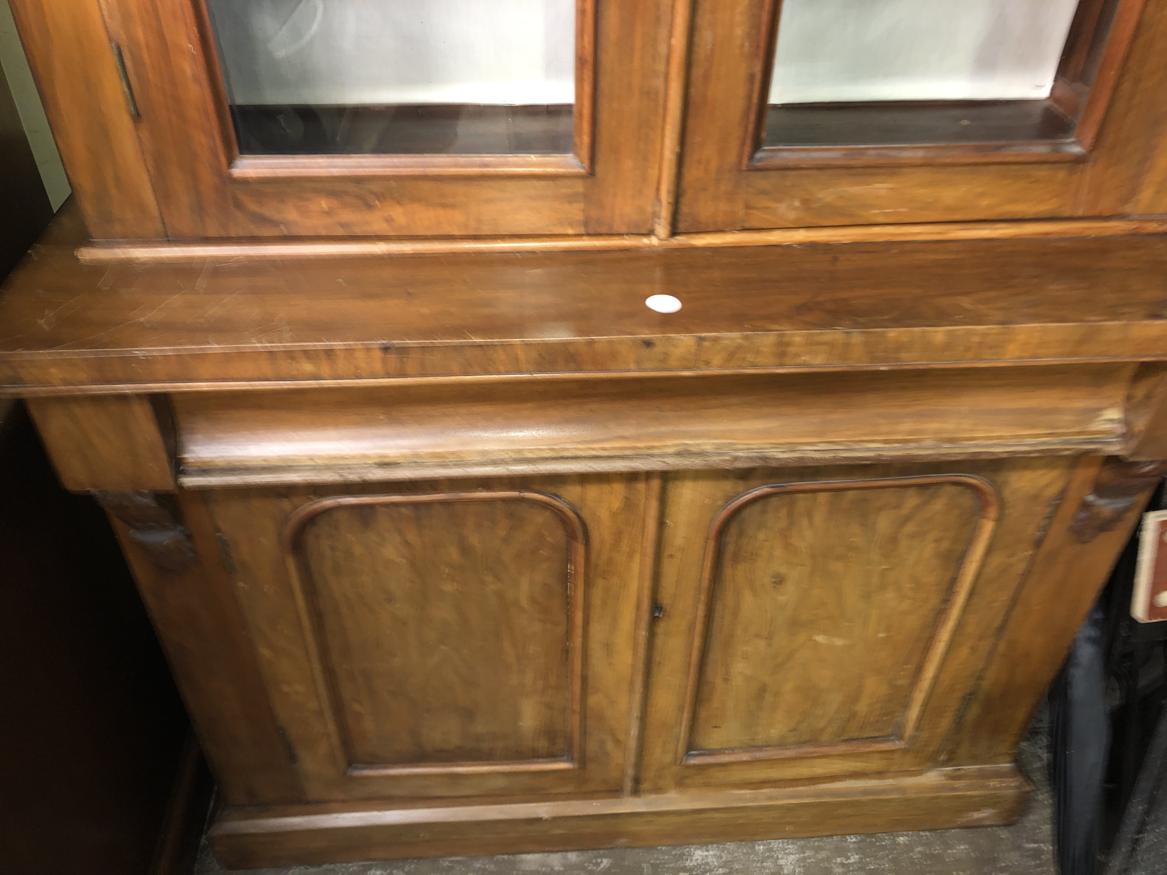 VICTORIAN WALNUT TWO DOOR GLAZED BOOKCASE CUPBOARD - Image 2 of 3