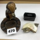 HARD WOOD AND HORN BIRD ASHTRAY,