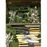 CANTEEN BOX OF PART CUTLERY INCLUDING A SELECTION OF NOVELTY TEA SPOONS