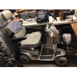 ROYAL KNIGHT MAXI MOBILITY SCOOTER AND RAINCOVER