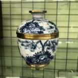 CHINESE BLUE AND WHITE CRACKLEWARE CUP AND COVER