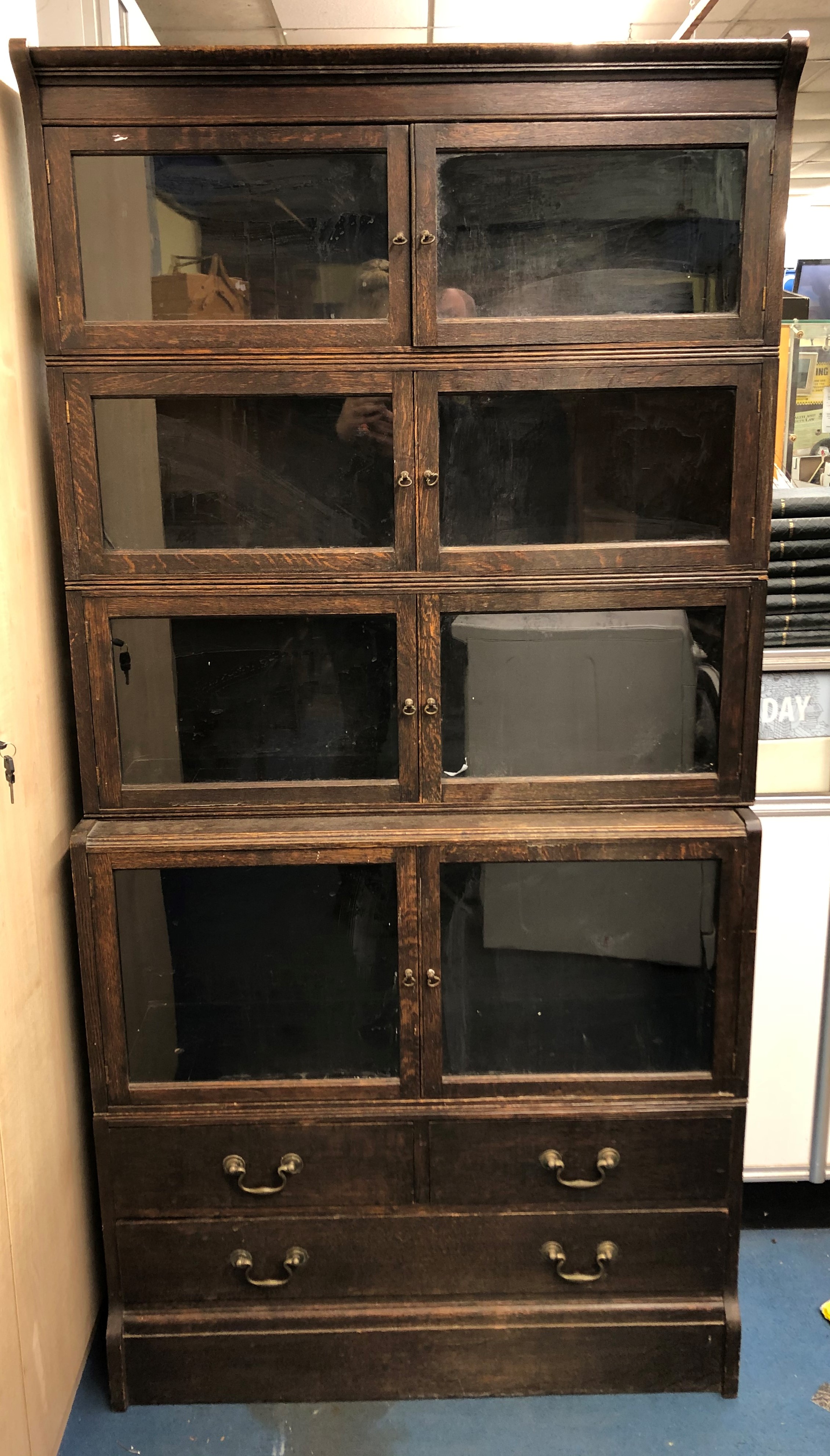 EARLY 20TH CENTURY OXFORD SECTIONAL BOOKCASE BY WILLIAM BAKER AND CO