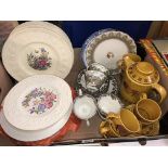 BOX OF WEDGWOOD PATRICIAN FLORAL PLATES,