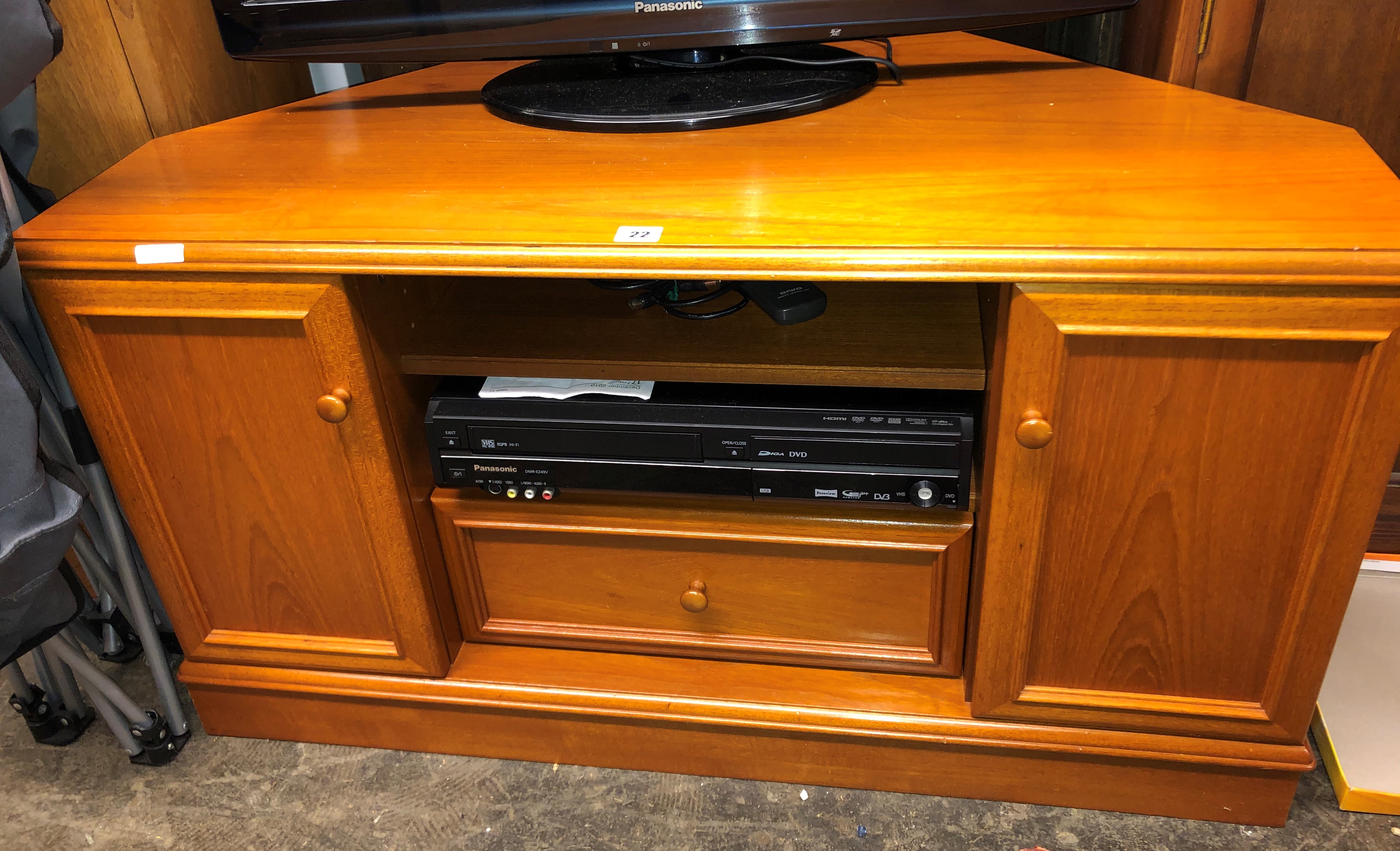 TEAK SLIDING DOOR MEDIA CABINET WITH PANASONIC VHS DVD RECORDER