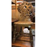 19TH CENTURY CARVED OAK BARLEY TWIST HALL CHAIR