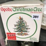 TWO BOXED SPODE CHRISTMAS TREE ALL PURPOSE WINE GLASSES