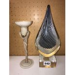 MODERN OPAQUE SWIRL SCULPTURE ON SQUARE BASE AND A CREAM MARBLED CANDLEHOLDER