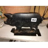 METALWORK PIG DOORSTOP