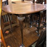 CIRCULAR MAHOGANY TOPPED TABLE ON CABRIOLE LEGS