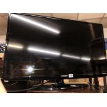 SAMSUNG TV WITH REMOTE CONTROL