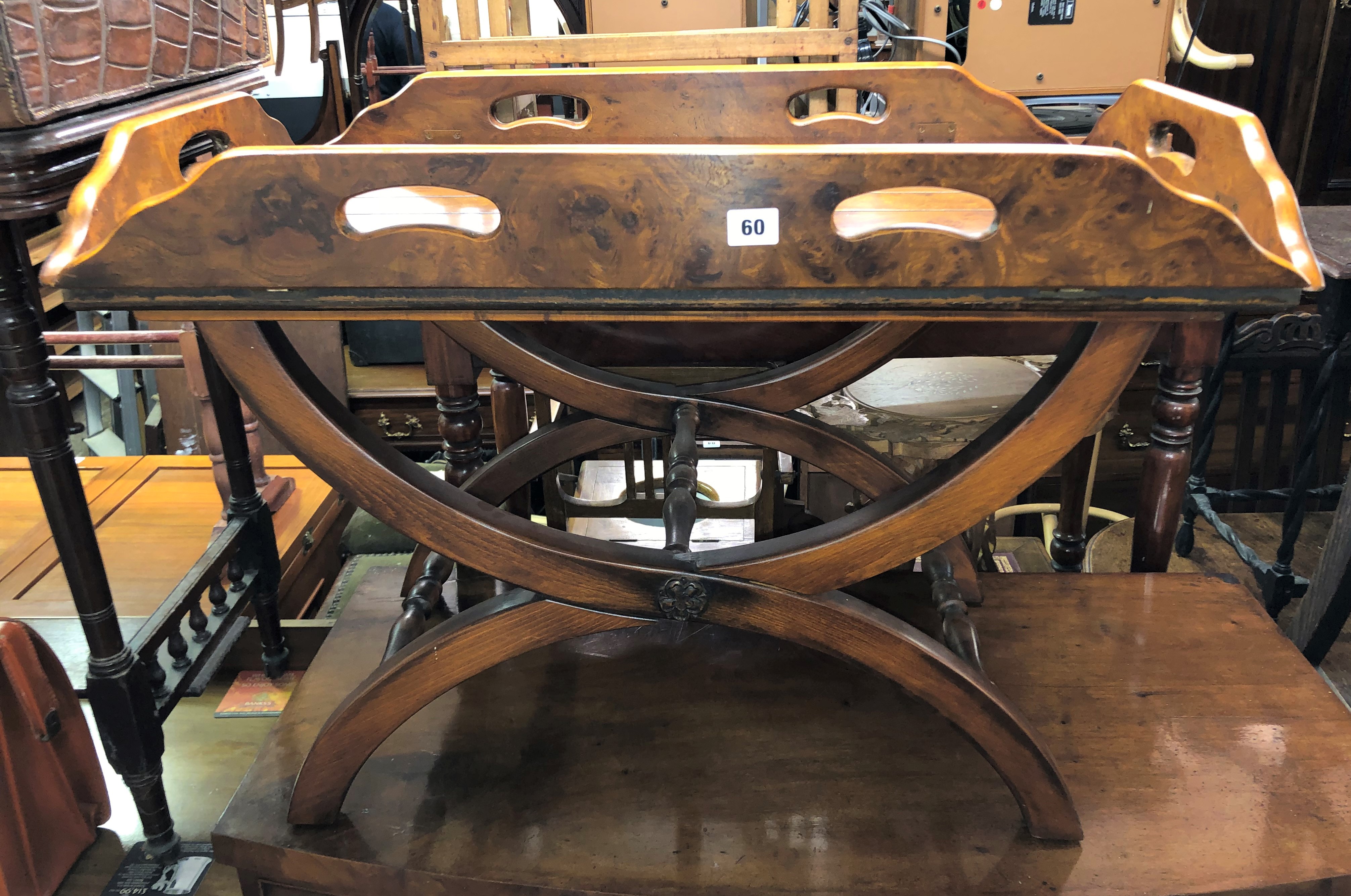 REPRODUCTION BURR WOOD BUTLER'S TRAY ON CURLUE STAND