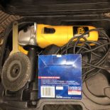 CASED JCB ANGLE GRINDER WITH SMALL SPARE DISCS