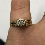 9CT GOLD DIAMOND SOLITAIRE RING SIZE L 2.
