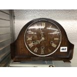 OAK CASED MANTLE CLOCK