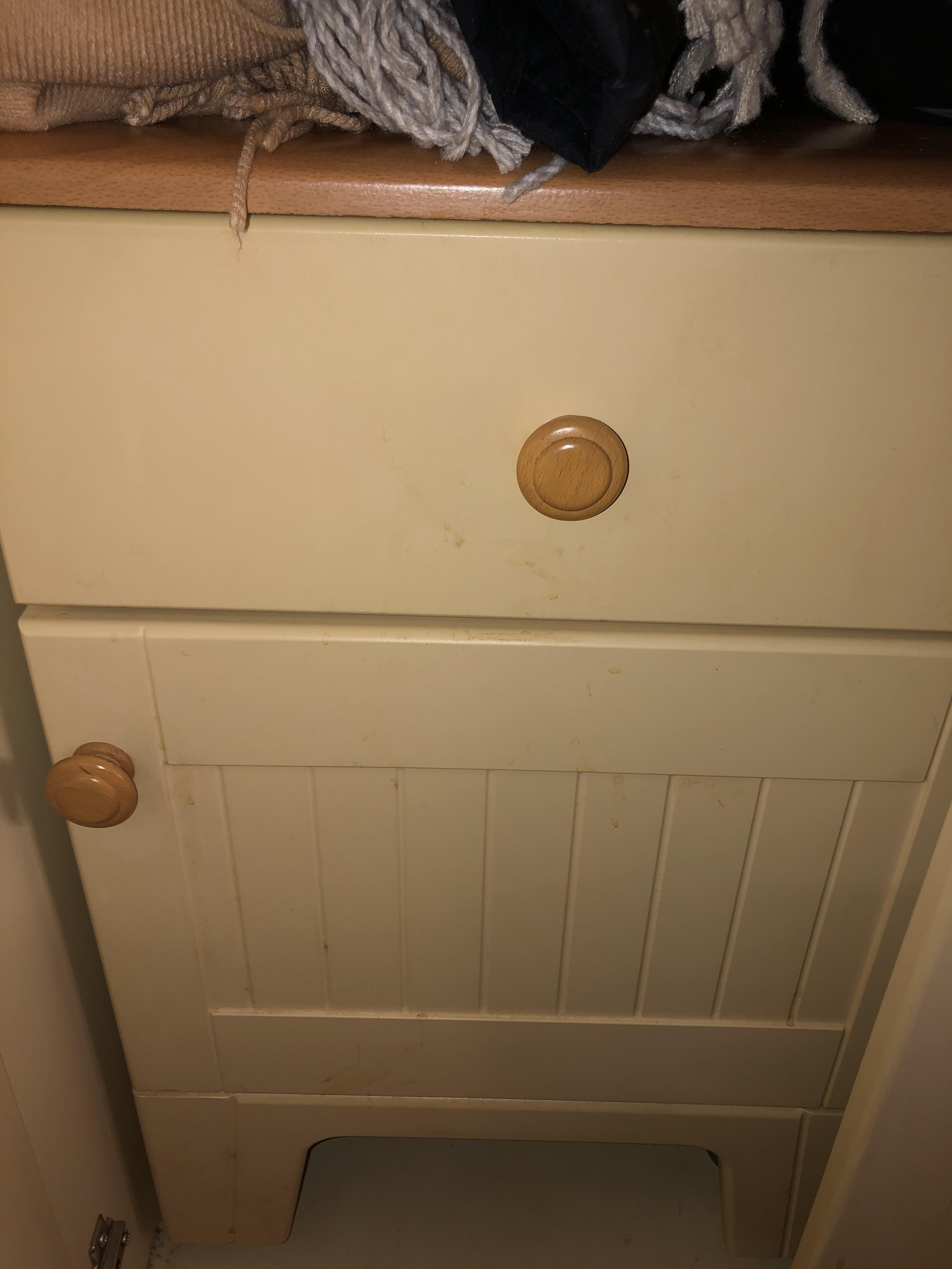 CREAM PANEL TWO DOOR WARDROBE AND MATCHING BEDSIDE CUPBOARD WITH DRAWER - Image 3 of 3