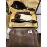 VINTAGE HANDBAG AND TORTOISESHELL EFFECT DRESSING TABLE VANITY SET