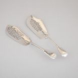 William IV Silver Fiddle and Thread Pattern Fish Server, John Whiting, London, 1835, and a Victorian