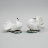 Pair of Rosenthal Fantail Pigeons, Fritz Heidenreich, 20th century, largest length 6.9 in — 17.5 cm