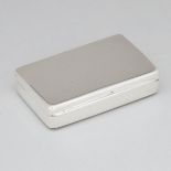 Edwardian Silver Plain Rectangular Snuff Box, George Unite, Birmingham, 1904, length 2.8 in — 7 cm