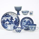 A Group of Seven Blue and White Porcelain Wares, 17th/18th Century, 十七/十八世纪 青花瓷器一组七件, largest diamet