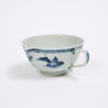 A Small Bowl-Shaped Jug from the Nanking Cargo, Qianlong Period, Circa 1750, 乾隆时期 约1750年 '南京号'海捞瓷碗形大