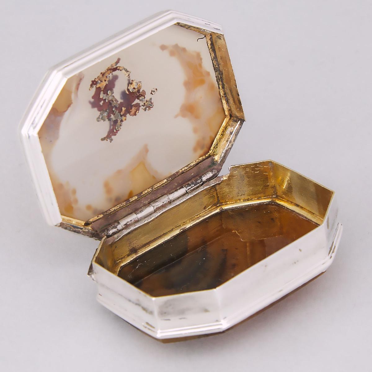 George III Silver Mounted Agate Octagonal Shaped Snuff Box, c.1800, length 2.1 in — 5.3 cm - Image 3 of 3