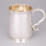 George I Silver Mug, Thomas Mason, London, 1720, height 4.8 in — 12.3 cm