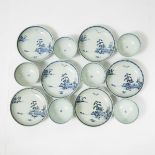 A Set of Twelve 'Flying Geese' Pattern Bowls and Saucer Dishes from the Nanking Cargo, Qianlong Peri