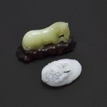 A Celadon Jade Figure of a Horse, together with a White Jade Bamboo Carving, 青玉雕卧马 白玉雕竹纹佩一组两件, longe