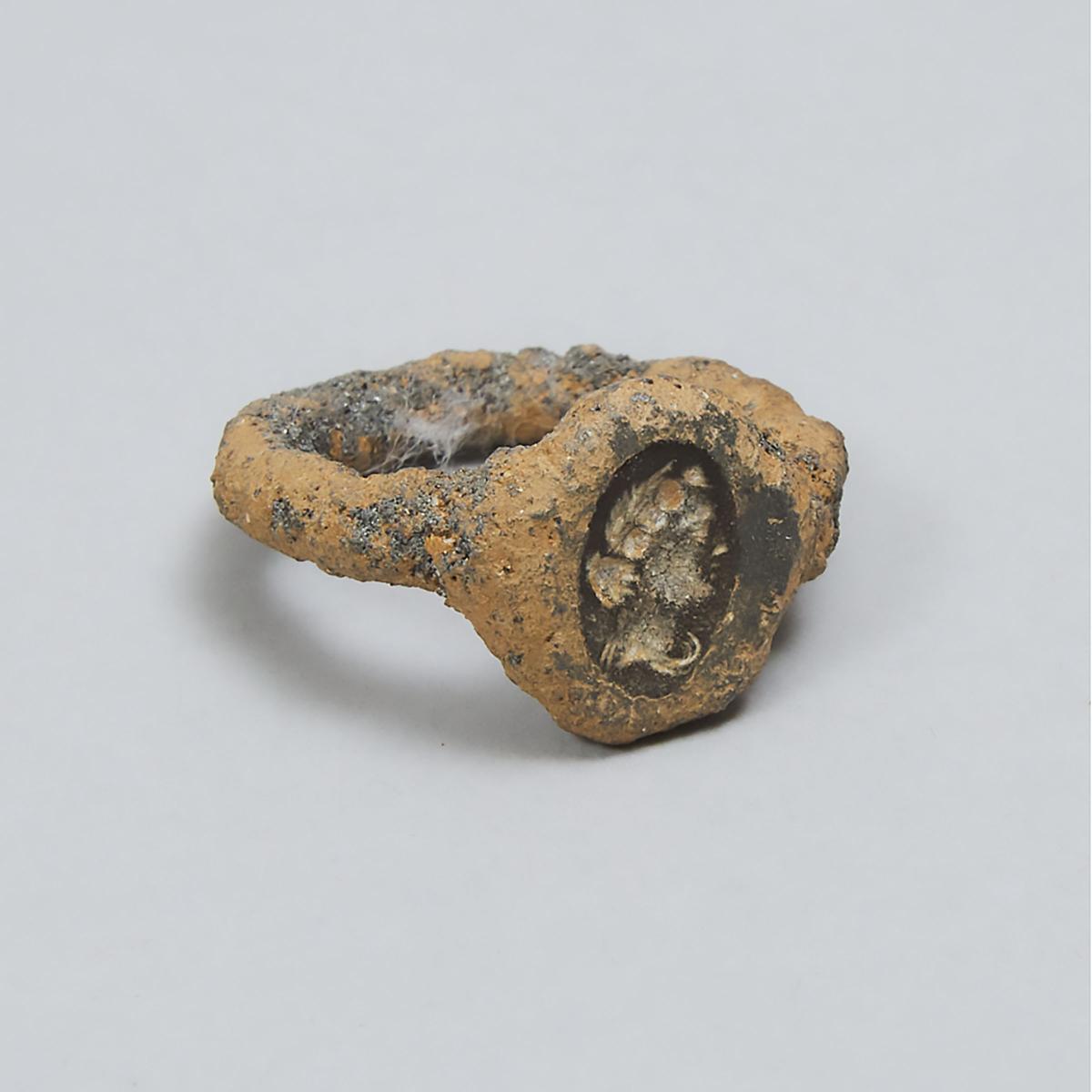 Ancient Greek Carnelian Set Bronze Seal Ring, 1st-3rd century AD, diameter 1.2 in — 3 cm