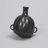 Inca-Chimu Blackware Pottery Gourd Form Vessel, 1000-1470, height 6.3 in — 16 cm