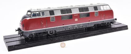 A Marklin Gauge One (Spur 1), 45mm, Deutsche Bahn Bo-Bo Diesellokomotive Class BR 220 (55800) for