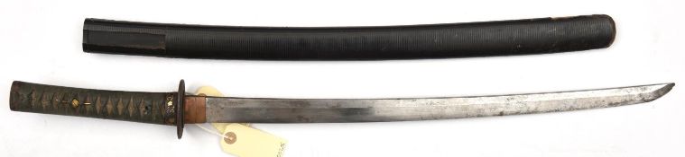 A Japanese sword shinto wakizashi, blade 21”, signed Kigio Kimi Kaneshige, iron tsuba, en suite gold