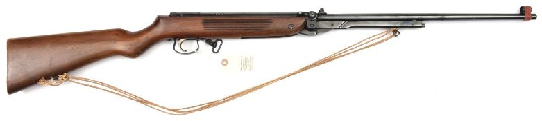 A .22” Webley Mark III series III underlever air rifle c 1975, number 22367, with serrated rear to