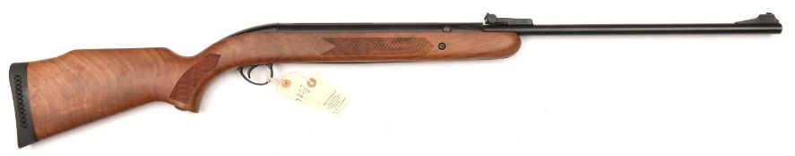A good .22” BSA Airsporter S Issue No 2 underlever air rifle, number GP3062 (post 1983), with wind