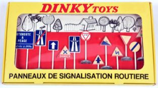 An original French Dinky Toys Traffic Signs set (593). 12 plastic road signs with metal bases, all