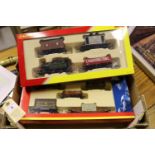 3 Hornby Railways 'OO' gauge Train Packs: 'Railroad' comprising GWR 0-4-0T locomotive, RN 4 in