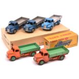 A rare Dinky Toys Trade Pack for 6 Rear Tipping Wagon 30M. Containing 5 Dodge vehicles, 2 examples